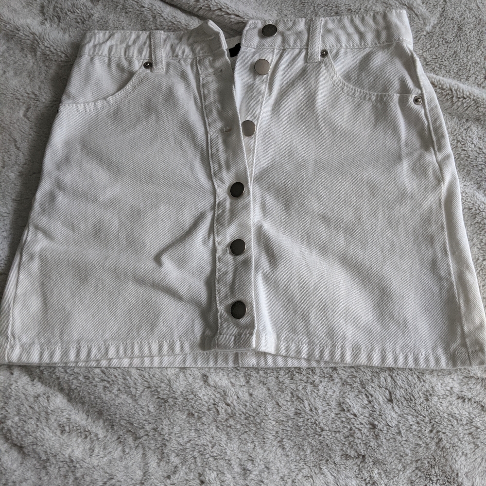 Forever 21 skirt